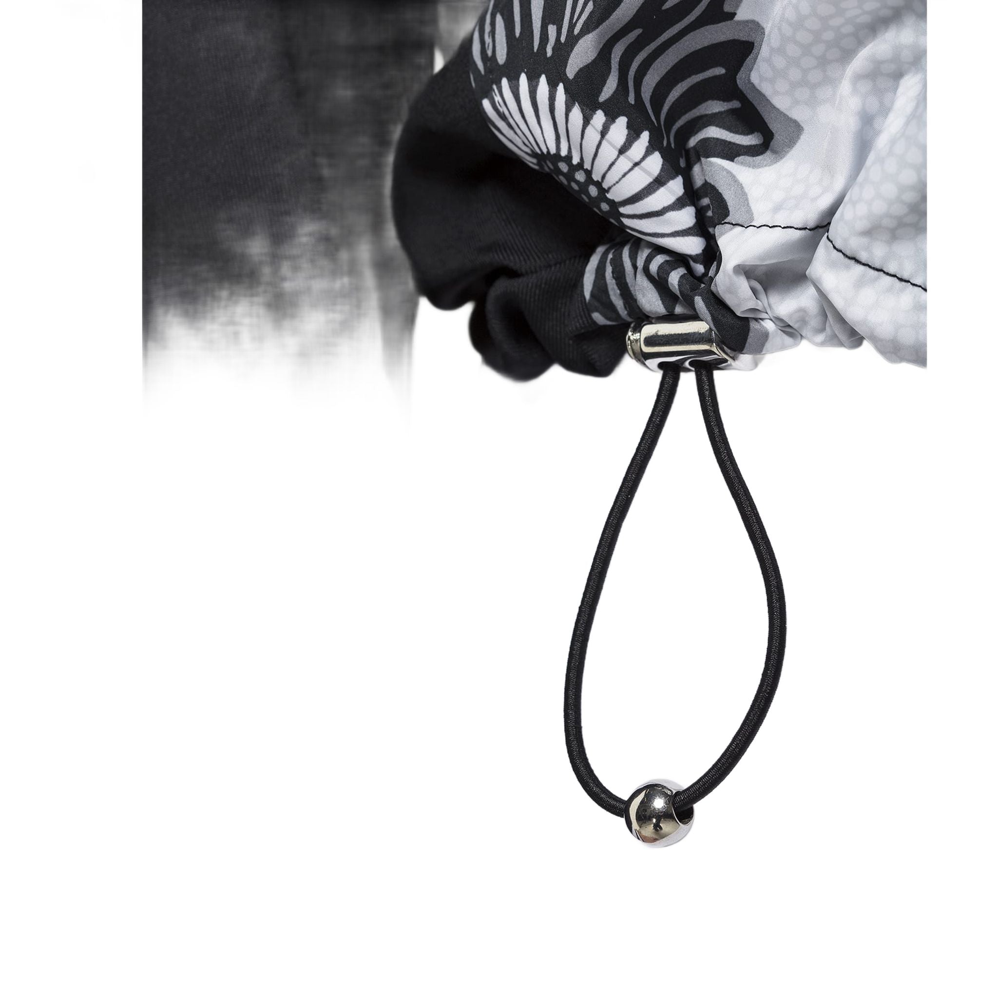 Pull-over Röhnisch Swing Noir Fleur Masaï Femme