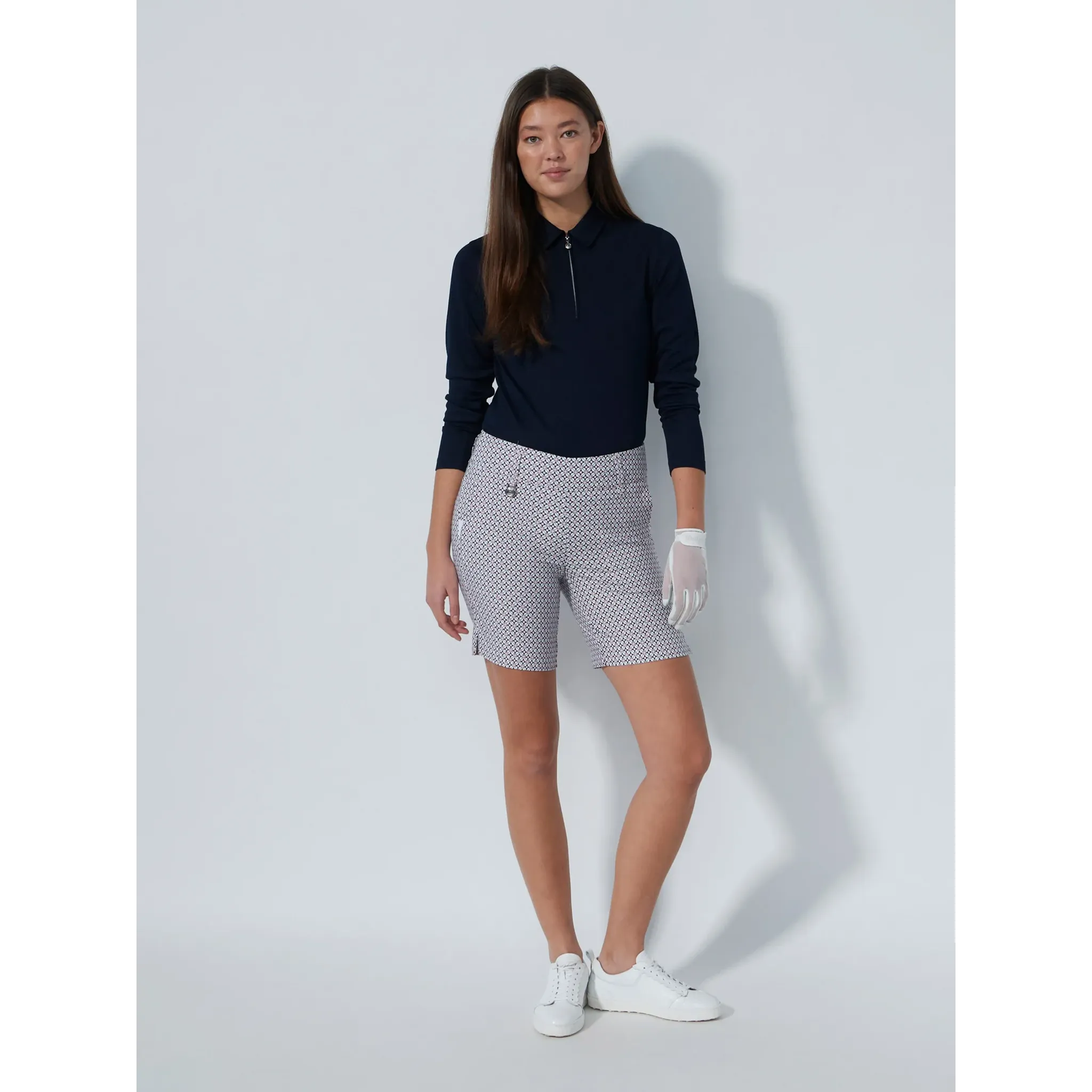 Daily Sports Magic Motif Shorts 44 Cm Damen