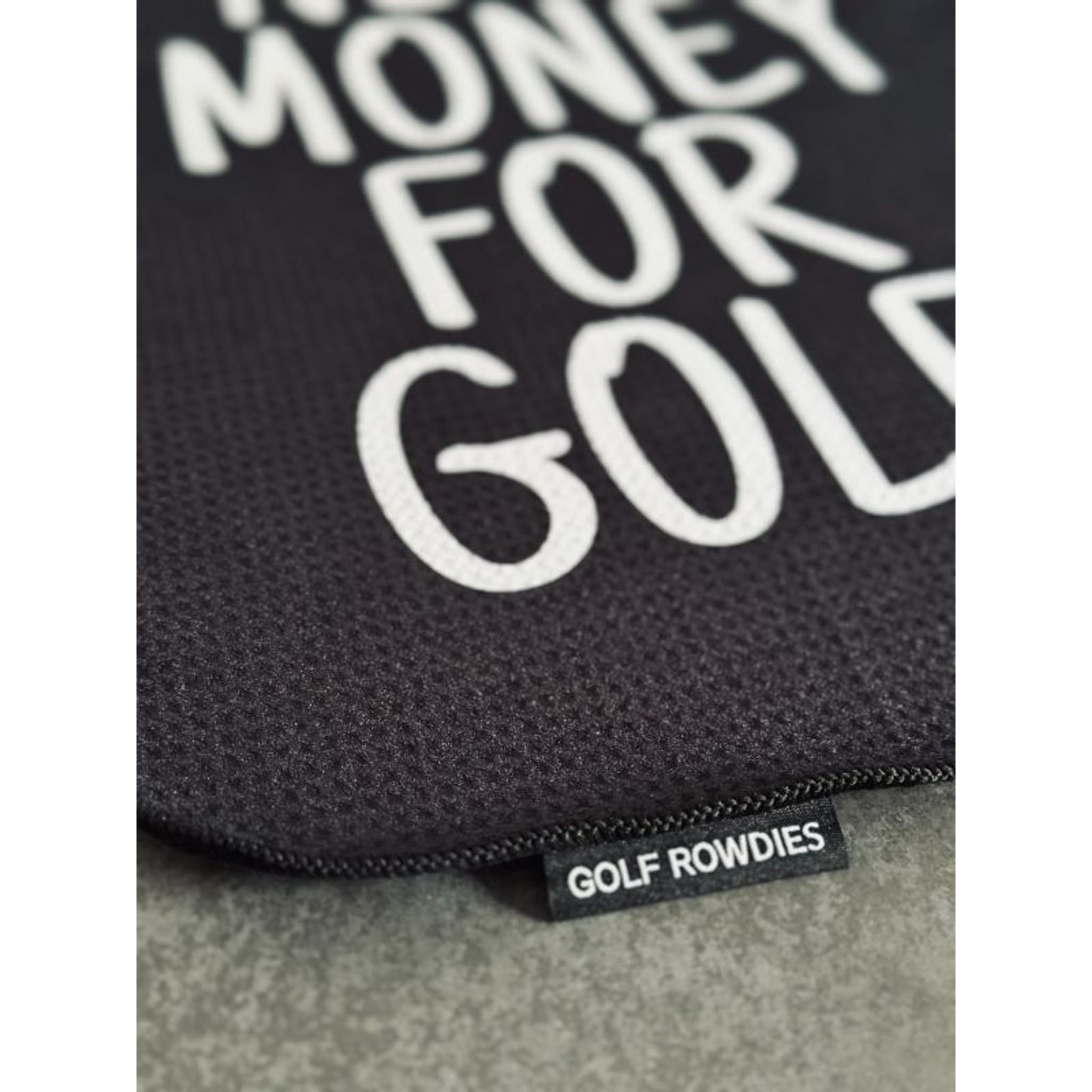 Golf Rowdies Need Money for Golf Schlägertücher