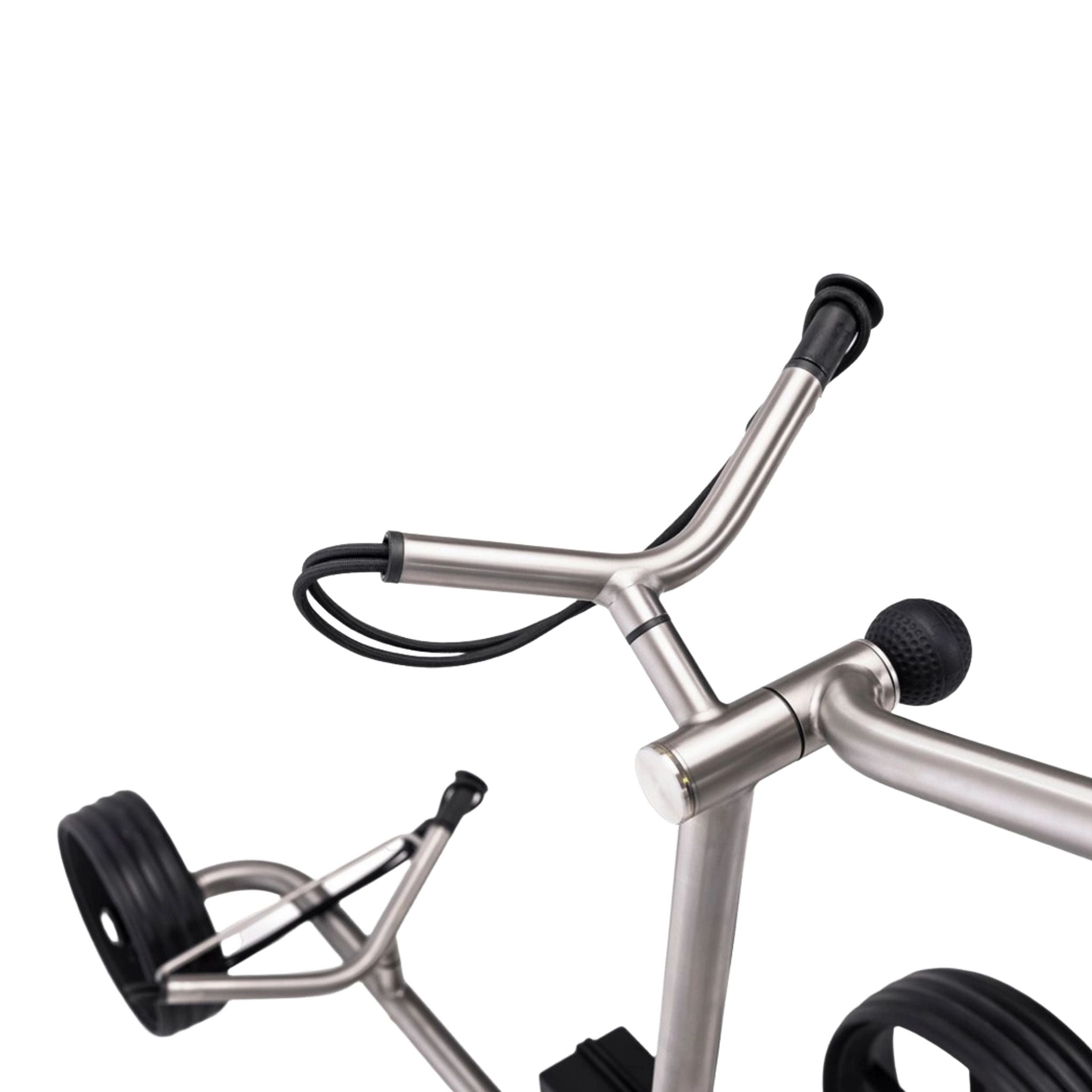 Chariot électrique TiCad Voyage avec commande par poignée rotative gainée de cuir